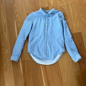 Giordano fitted style chambray shirt